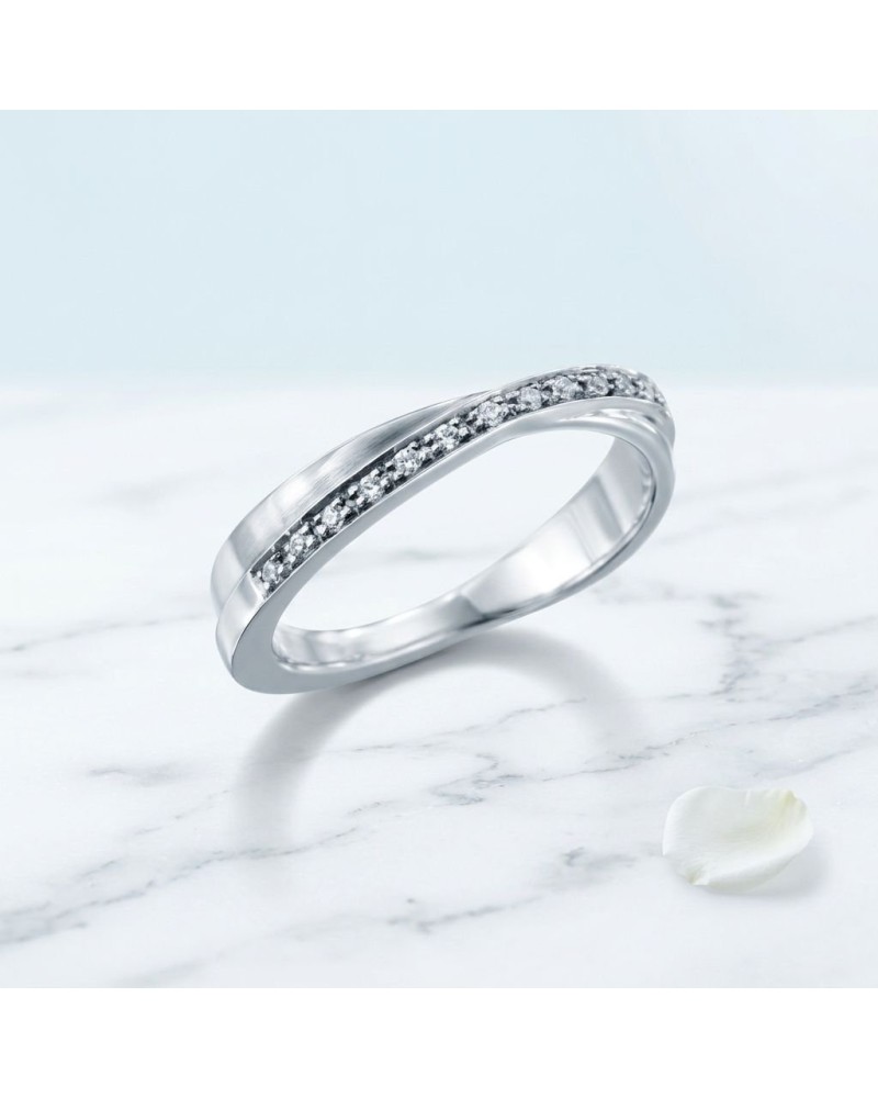 Alliance CROISADE diamants sur bague homme en or argenté, élégante bague avec rangée de diamants.