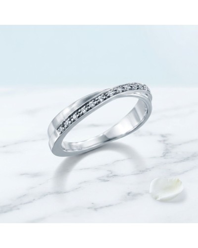 Alliance CROISADE diamants sur bague homme en or argenté, élégante bague avec rangée de diamants.